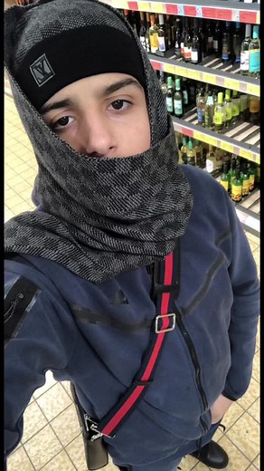 Understanding Scammers: Signs to Spot Dangers