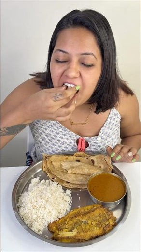 420Rs Fish Thali🤪 Vs 335Rs Vs 208Rs | Cheap Vs Expensive | #trending #shorts #foodie