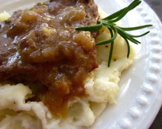 Swiss Steak With Brown Gravy Recipe - Chef's Resource Recipes