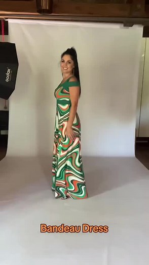 Stunning Green Bandeau Dress for Sophisticated Style