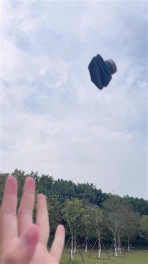 Refill. Fold. Repeat.#HydrationHack #FoldAndGo #ReusableCup #OutdoorGear #HikingEssentials #ColorfulLife