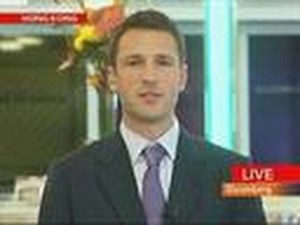 FT's Lex Columnist McLannahan on Japan's `Zombie Banks'