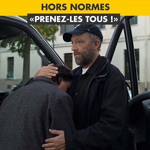 Depuis plus de 15 ans il s'occupe sans relâche de ces enfants. | AlloCiné