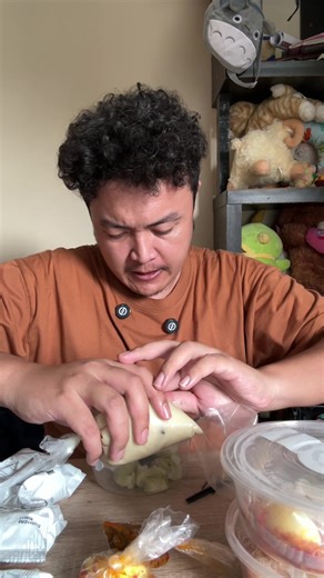 Lontong Opor Ayam Ci Fei: Lezat dan Menggoda