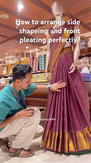 How to arrange side shapeing and front pleating perfectly? #trending #saree #drape #trending #trend
