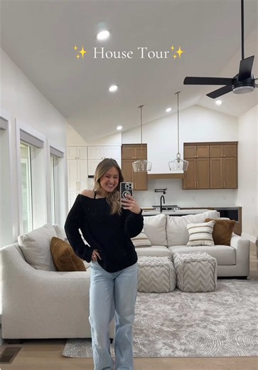 Home tour reveal!! 🏡✨ So excited to finally show you guys how everything turned out. Huge thank you to 7 Day Furniture for helping bring my vision to life. Every piece made this space feel like home 🤍 #house #home #furniture