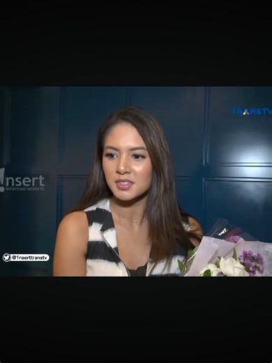 ྀི𝓑𝓵𝓮𝓼𝓼𝓲𝓷𝓰˙⋆✮ (@manda27167)’s video of tom aurelie moeremans book review