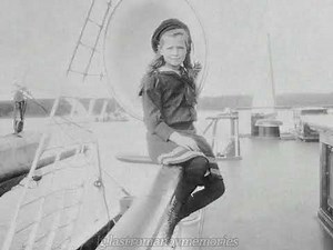 Romanov children/ OTMAA - Forever Young