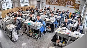 Air conditioner explosion startles classroom in Zhejiang, China