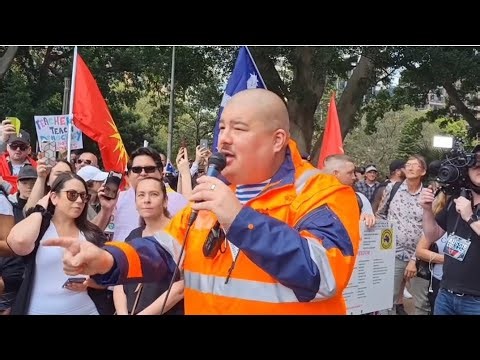 Here's why the Government fears the return of Aussie Cossack.