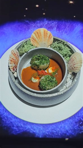 The Magic Table—where dining meets illusion 🔮🪄✨ Step into Grand Hyatt Manila’s Magic Table, a multisensory culinary experience where gastronomy, projection art, and storytelling come together in one unforgettable dinner for the senses. Elevating the evening are The Clairvoyants—internationally acclaimed mentalists and America’s Got Talent finalists—who guide guests through spellbinding tricks before each course unfolds. | Metro.Style