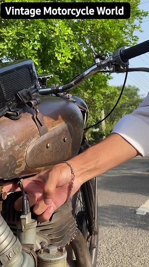 1M views · 10K reactions | An absolute bone stock original 1939 BSA WM20 from Lahore, Pakistan. 朗 #bsa #bsamotorcycle #bsamotorcycles #bsam20 #bsasfotos #militarymotorcycle #britishmotorcycle #vintagemotorcycle #vintagemotorcycles #vintagebritishbikes #vintagemotorcycles #vintagemotorcycle #vintagebsa #vintagebsas #vintagebsamotorcycle #m20 #bsa #bsas #bsamotorcycle #bsamotorcycles #bsam20 #militarymotorcycle #militarymotorcycles | Vintage Motorcycle World | Facebook