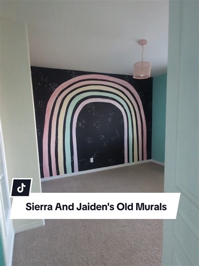 Replying to @atouchofsarahtonin This is what Sierra and Jaiden's old murals looked like! . . #woodlandmural #rainbowmural #foxinspace #butterflygalaxy #murals