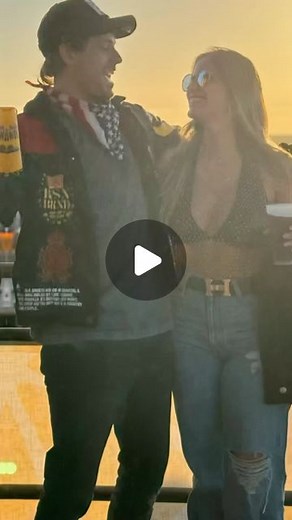 Joaquin Mendez | NUNca fui a una fiesta con esta music y me gustó caleta hard style gracias @johnnie_walker_chile buenardooooooiiii LES GUSTA ESA MÚSICA???... | Instagram