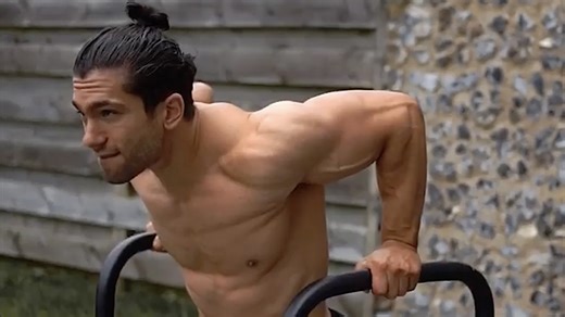 Dip Correctly or Don't Dip at All | BarBend