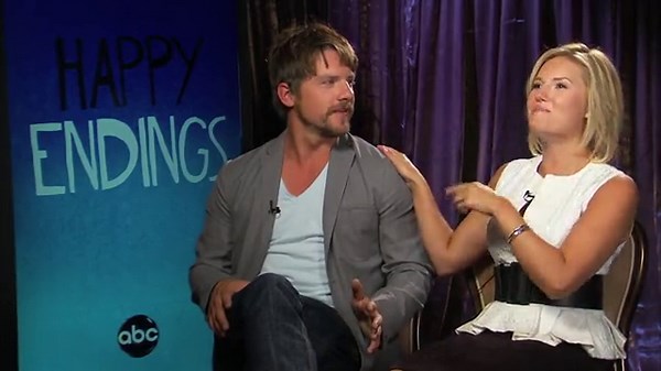 'Happy Endings' Cast Gets NSFW Talking Season 3