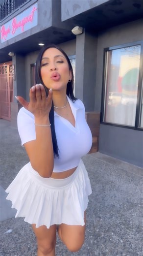 B Ortega on Instagram: "Happy Monday 🤍"