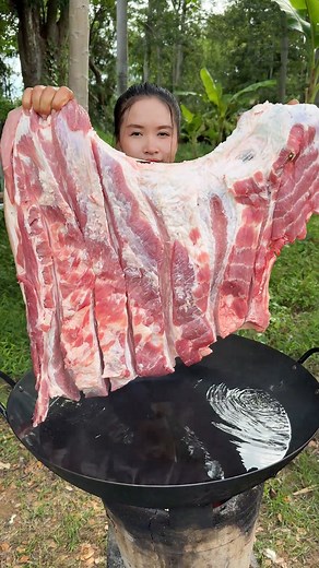 Sweet, salty, and perfectly cooked — this pork recipe hits all the right notes 😍🐖 | BrodieOfficial