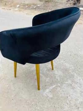 Restaurant Chairs | Available on IndiaMART