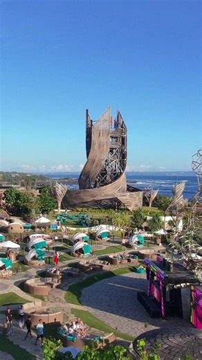 Luna Beach Club Bali: A Beach Lover's Paradise