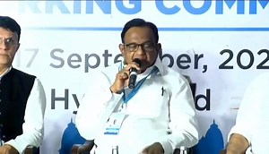 21 reactions | காங்கிரஸ் காரியக் கமிட்டி (CWC) ஒரு வரைவு தீர்மானத்தை...