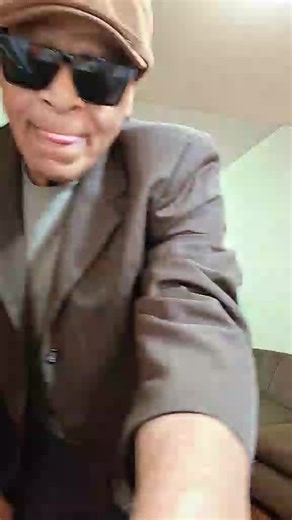 Larry Love (@thebestlarrylove4u)’s videos with original sound - Spin It Back FM