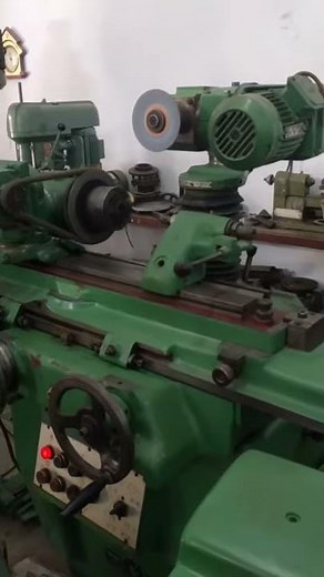 PRAGA 414 Tool and cutter grinding machine