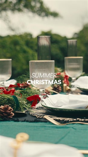 There’s truly nothing better than a South African Christmas — long lunches under the sun, tables of loud laughter and warm memories. Get your festive tablescape ready with popping green and gold for outdoor magic under the trees.✨ *Plate for R39.99 Style: EOE72 *Woven placemat for R39.99 Style: EOA32 *Bow with bells for R24.99 Style: ENX61 *Gold 16pc cutlery for R199.99 Style: EHU49 Shop now: https://bit.ly/48b80HN #PEPHOME #ChristmasTableset #Tablescape #ThereAPepForThat #HolidayDecor | PEP Hom