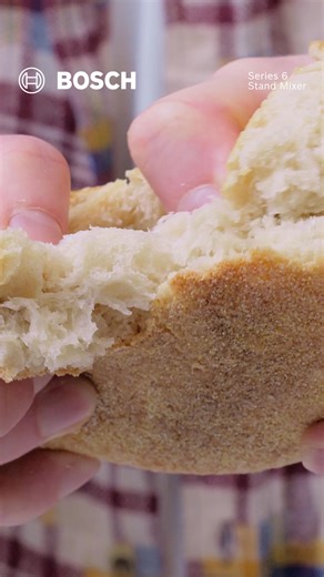 Sound on! What’s more satisfying than ASMR? Knowing your bakes will always be perfect thanks to the intelligent sensing of the Series 6 Stand Mixer. | Bosch Home