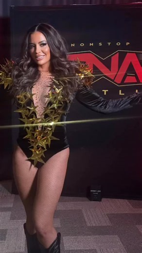 I am TNA! | Candice Michelle