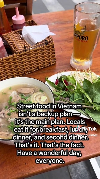Discover the Charm of Vietnam's Street Food Culture