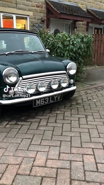 Felt bored 🤷‍♂️#classicmini #cars #rovermini #classiccars #MINI #tinycars #small #photography #fyp #cartok