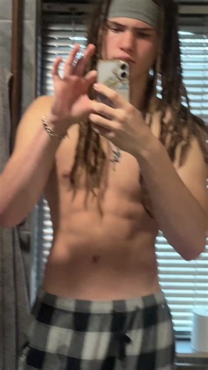 Creative Dreadlock Styles for Alternative Hair Enthusiasts