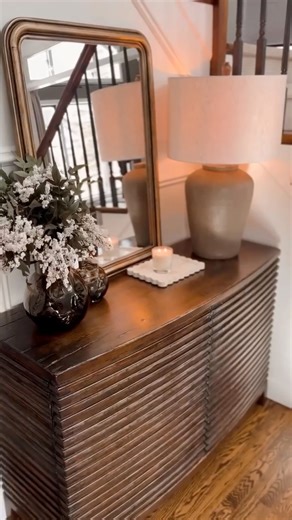 JENNY on Instagram: "Comment SHOP for links | FB Shop —> https://liketk.it/5MwVm • I wasn’t planning on a new mirror but sometimes it just feels right! Also, don’t be deceived by the stock photos of my lamp. The real thing is so much better! @wayfair #wayfairpartner #wayfair #ad"