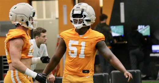 Tennessee football practice observations: Routes on air, D-line drills headline Day 2 of spring ball