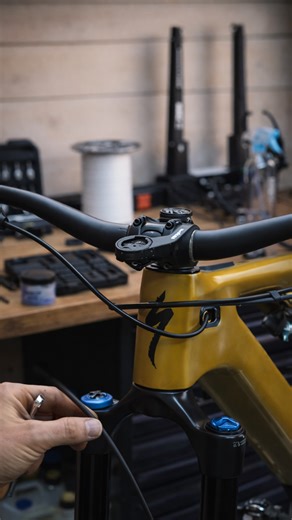 Ultimate SRAM Maven LTD características y ventajas