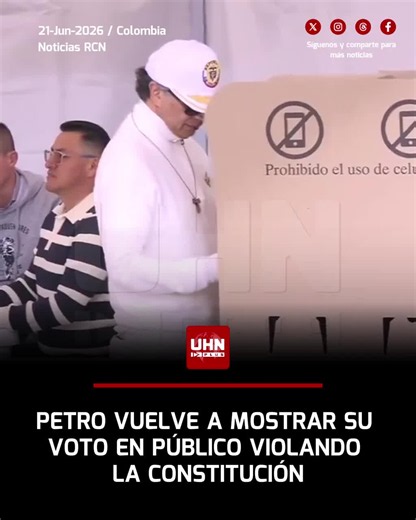 🇨🇴‼️ | ÚLTIMA HORA — Gustavo Petro volvió a exhibir públicamente su voto en el momento exacto de depositar la tarjeta electoral en la urna, vulnerando el principio constitucional del voto secreto en Colombia.
