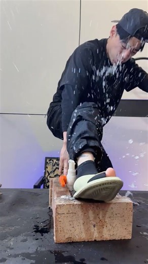 Is a crack sealant that can bond cement, bricks, and even steel and glass real or fake?! I tested it