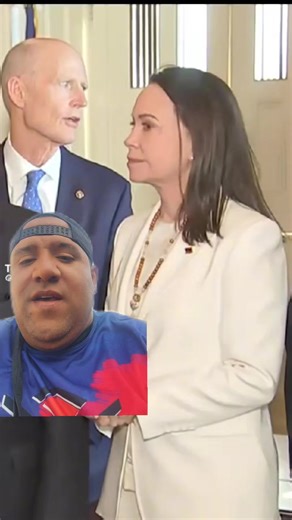 Perico 🦜 ripio 🤣😂