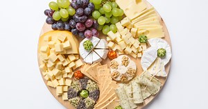 9 Tips to Crafting the Ultimate Cheese Board