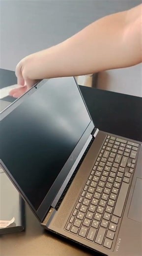 HP Victus Gaming كارت RTx 4060 فعلي 8 جيجا