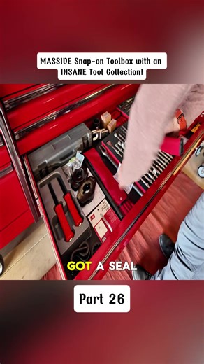 Unveiling a Massive Snap-on Toolbox with Incredible Tools
