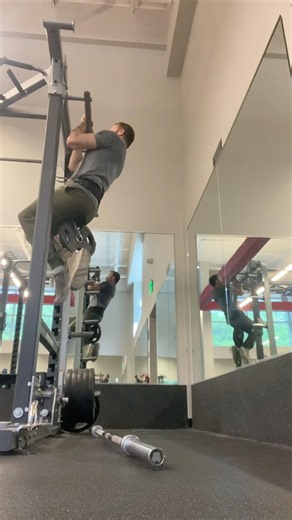 Weighted and Unweighted Chin-ups on a Thick Bar