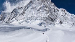 Haunting map shows all known locations of dead bodies on Mount Everest