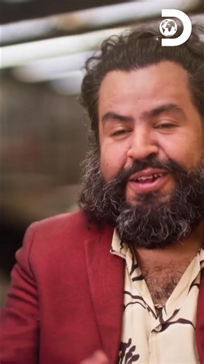 287K views · 9.1K reactions | Este coche rojo desata emoción y admiración con cada detalle del diseño.#Mexicanicos Descubre más contenidos como este en #HBOMax Suscríbete ahora: https://bit.ly/DiscoveryLA-MAX | Discovery en Español | Facebook