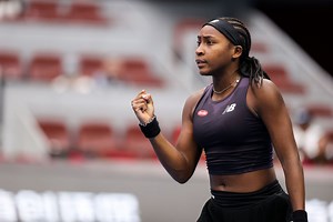 WATCH: Coco Gauff turns heads with unique training session, dons eye patch over one eye in "pirate"-like fashion