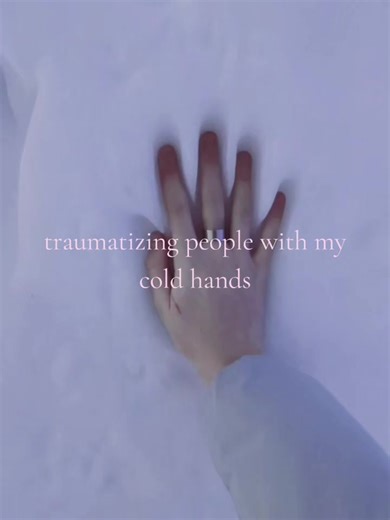 hot girls have cold hands #fyp #girlblogger #relatable #cute #fy | girl