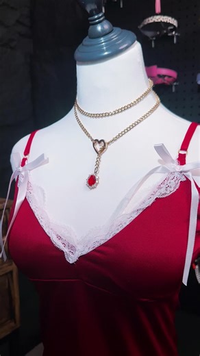 A taste of Valentine’s sweetness,ahead of time.🫦❤️💕#chicchok #fyp #valentinesday #chain #love