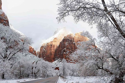 Why Winter Is the Best Time to Visit Southern Utah—Land of Red Rock Arches, National Parks, and Year-round Activities