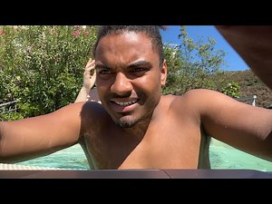 Fragen im Pool beantworten 🥵 (ft. Theresa Kirchner)